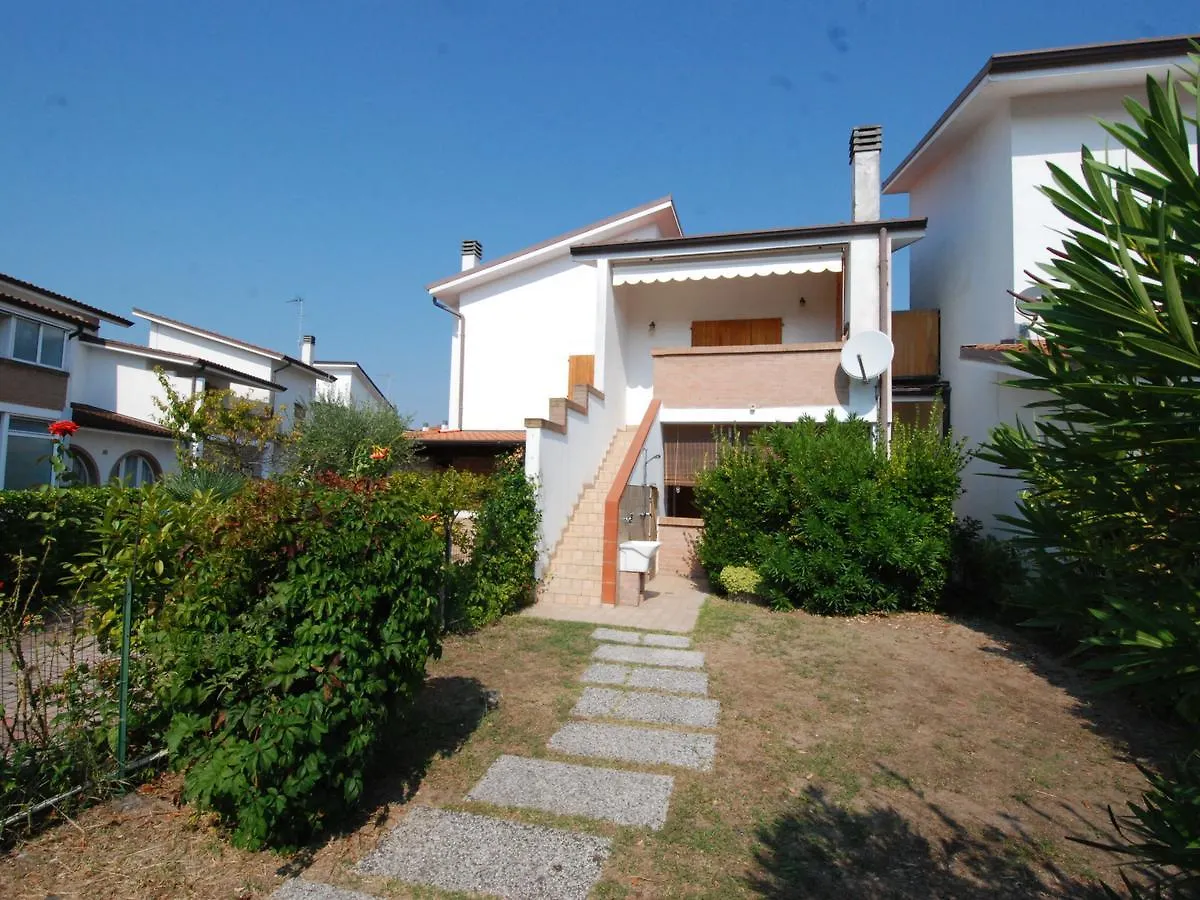 Apartment Lecci-1 By Interhome Eraclea Mare