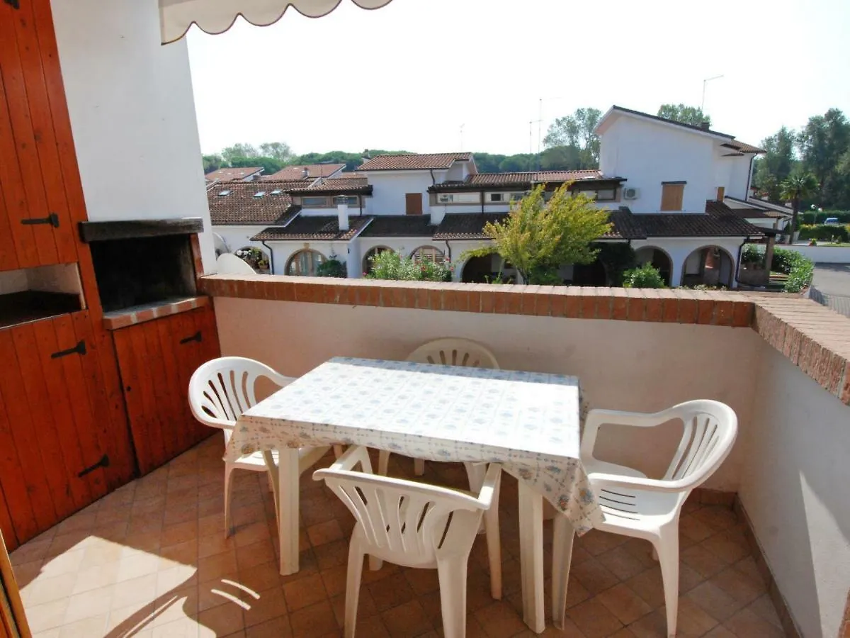 Apartment Lecci-1 By Interhome Eraclea Mare